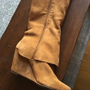 Size 6.5 wedge zippered boots